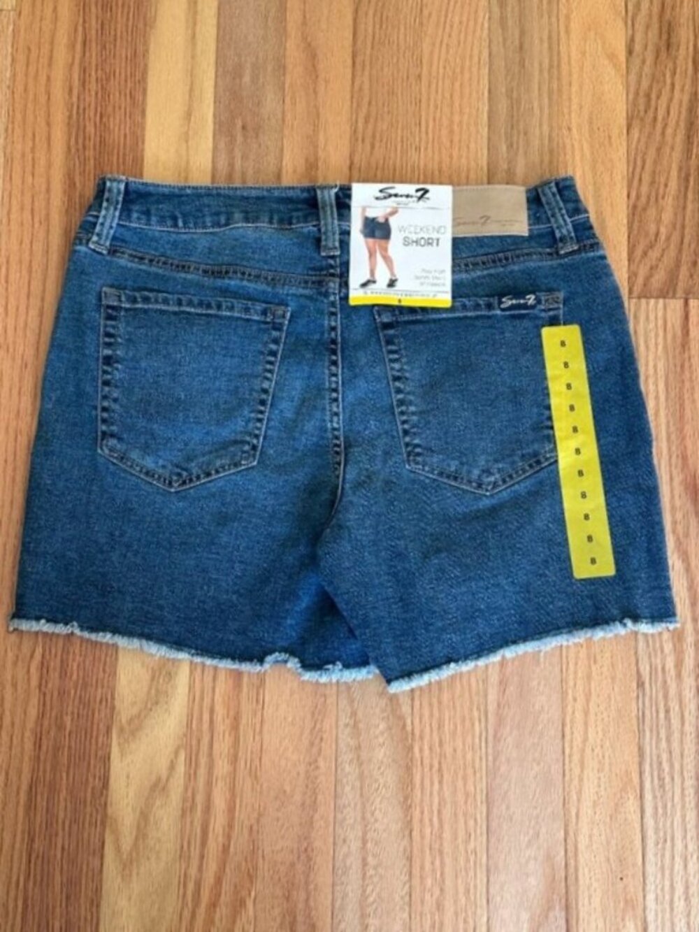 SEVEN7 Fray Hem Denim Shorts Medium Wash Size 8 NWT - Picture 6 of 12